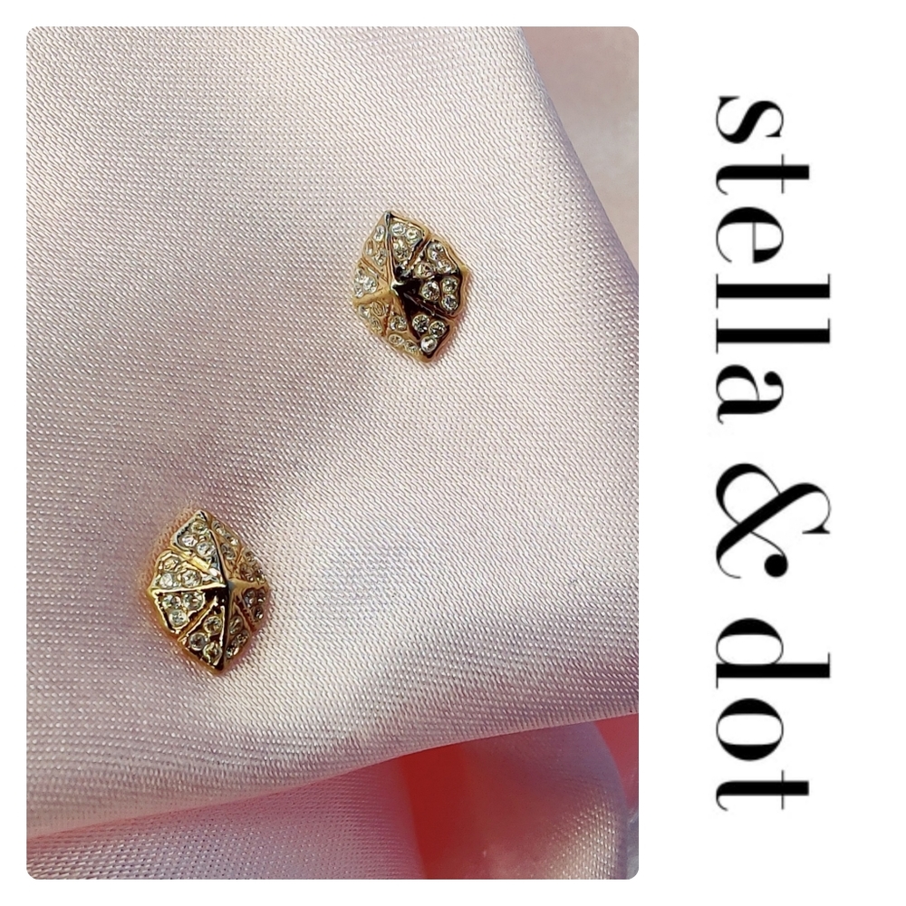 Stella & Dot | Eden gold Stud Earrings